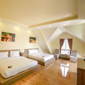 Double or Twin Room Lake View
